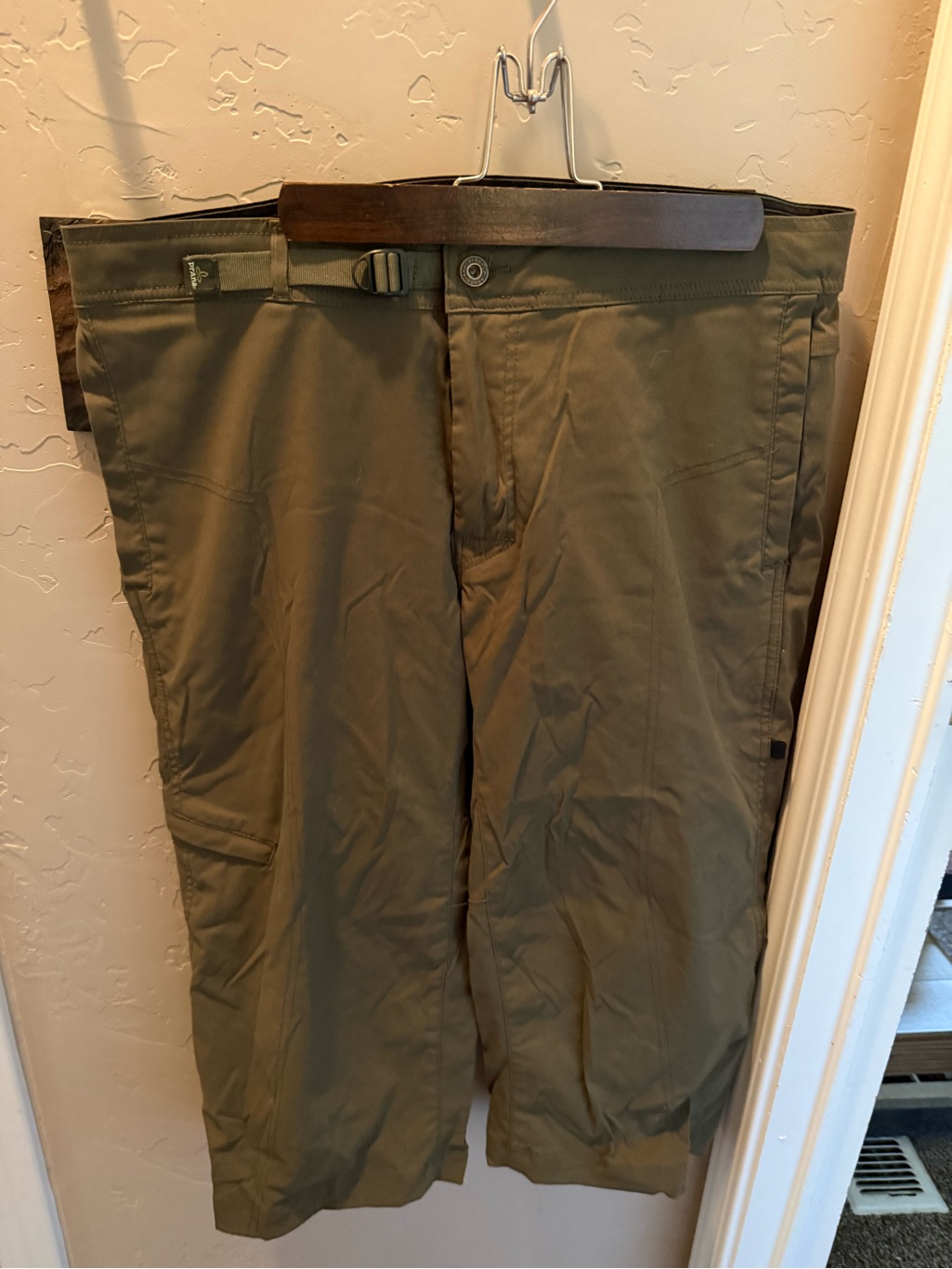 Prana Womens Large Green Nylon Hiking Trail Cropped Cargo Pants Capris Breathe